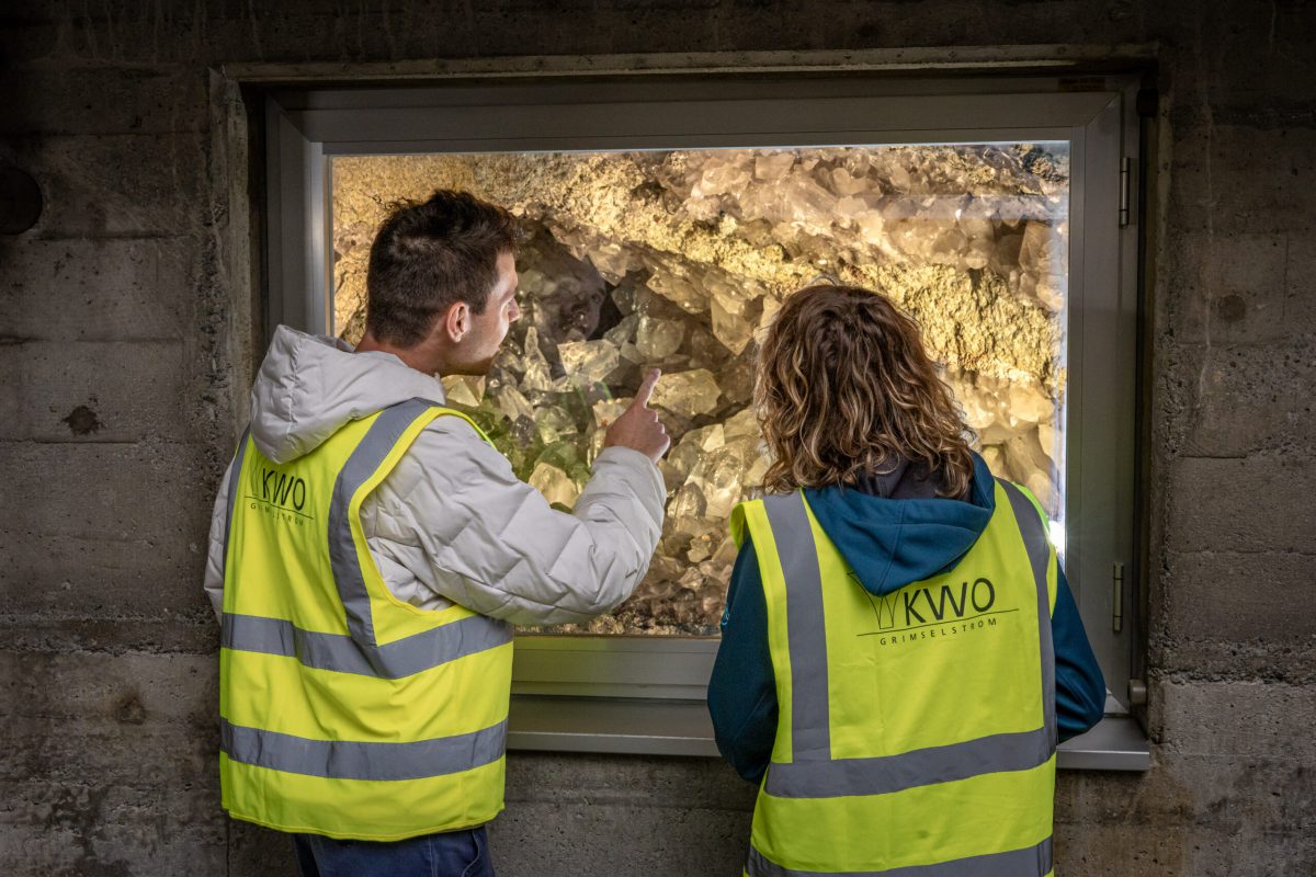 Visitors at Crystal cave
